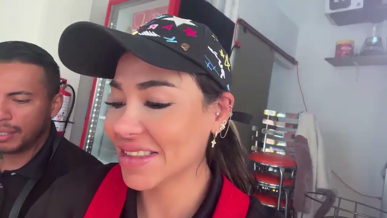Yo soy Pao Rojas está en vivo