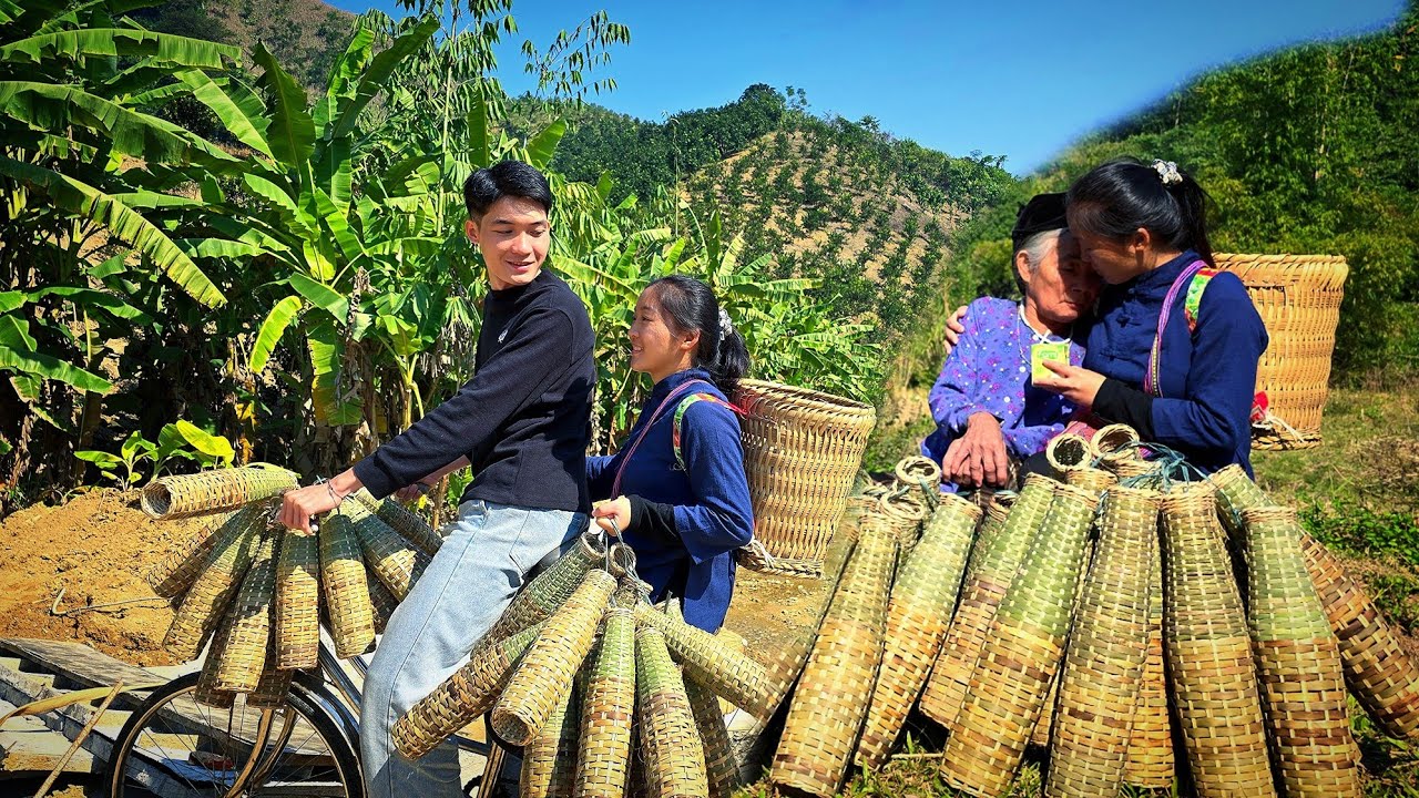 Hely helps the hungry old lady and happy days with Ngoc || Ly Tieu Hely