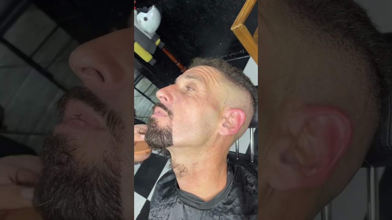 Alinhando o cavanhaque #barber #barba #beard