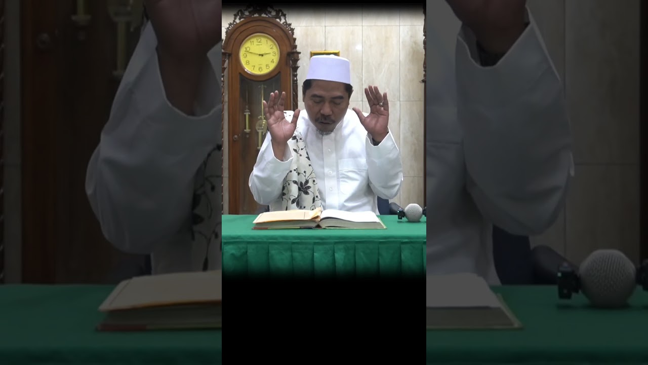 Cara Takbiratul Ihram Yang Benar dan Berpahala Besar #shortsmfa  KH Fakhruddin Al Bantani