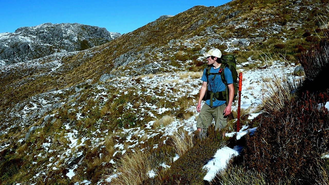 Solo Winter Hiking Trip in the Mountains - Buckland Peaks Overnighter