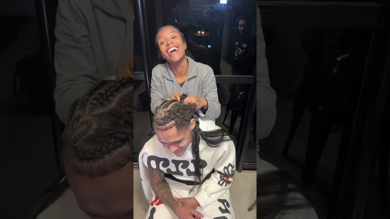 Meu amigo estava com cora&ccedil;&atilde;o partido  ent&atilde;o fiz uma tran&ccedil;a nele 😞 #braidingstyles