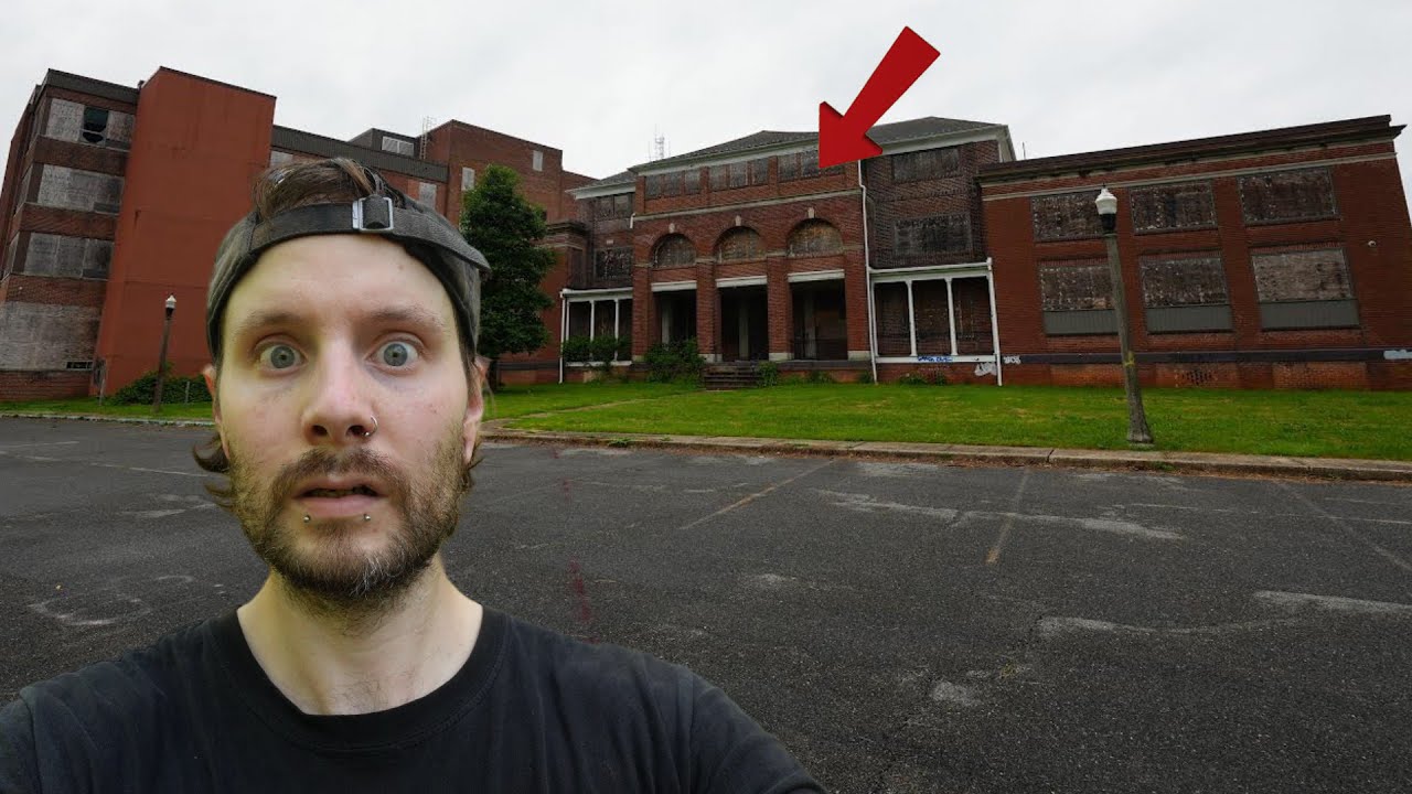 LOST inside HAUNTED Abandoned Hospital (Very Scary)