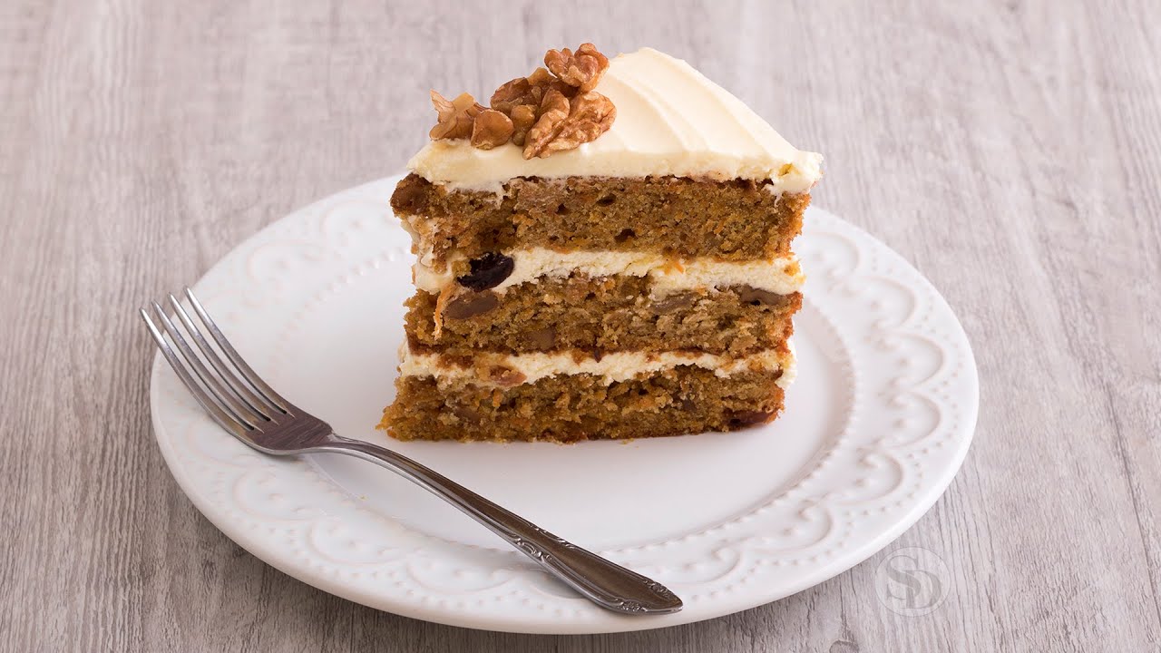 Carrot Cake - Bolo de Cenoura Americano c/ recheio e cobertura de cream cheese | Receita Sandra Dias