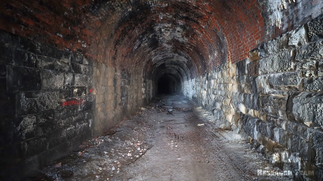 The Collapsing Sandsend Tunnel Explored | NER saved the Railway from Disaster