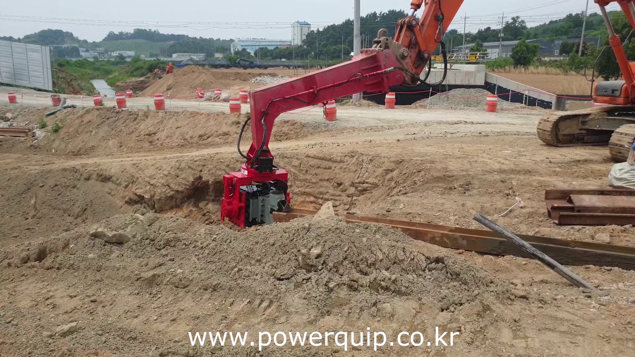 About Bruce Piling Equipment
