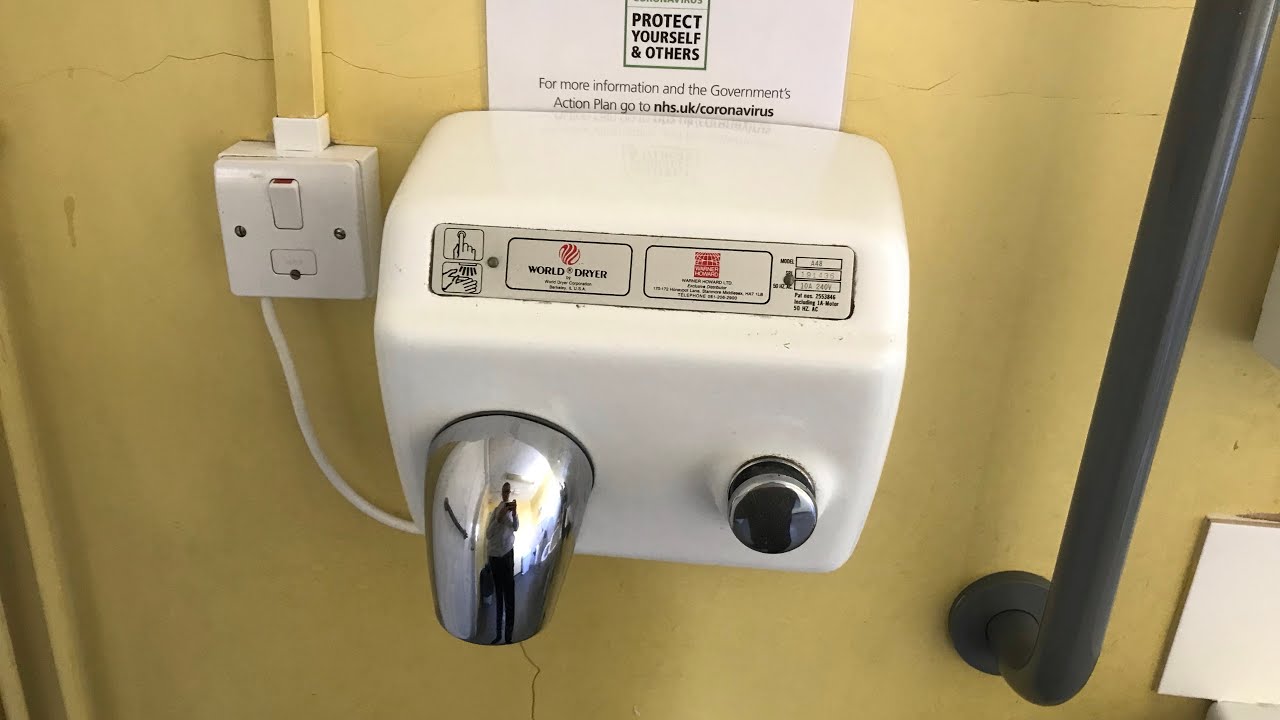 Warner Howard World Dryer Model A at Rotherham Civic Theatre (The Annexe) 🚺♿️
