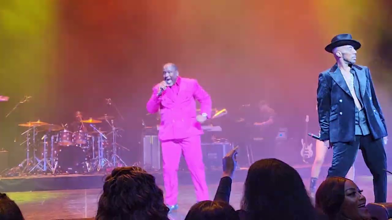 Johnny Gill/Ralph Tresvant - Rub You The Right Way (2022 Concert Performance)