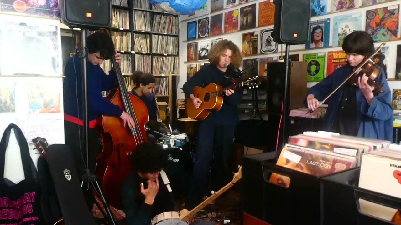 Any Young Mechanic - I NEVER MET AN ENGINE DON'T NEED TANKS - Footscray Records, Melbourne