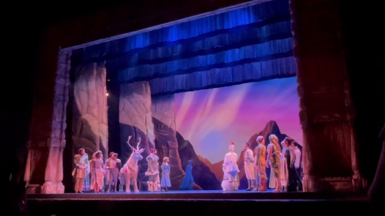 Frozen Musical 2024- Caroline Bowman’s last weeks as Elsa - Bows from Tour Vancouver QueenE