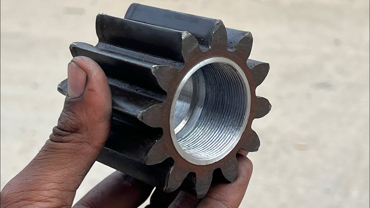 Broken gear repair by master mechanic / Full step by step process