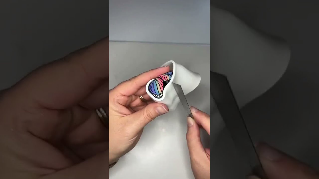 HOW TO MAKE BUTTERFLIES FROM PLAY DOH 🦋🦋🦋