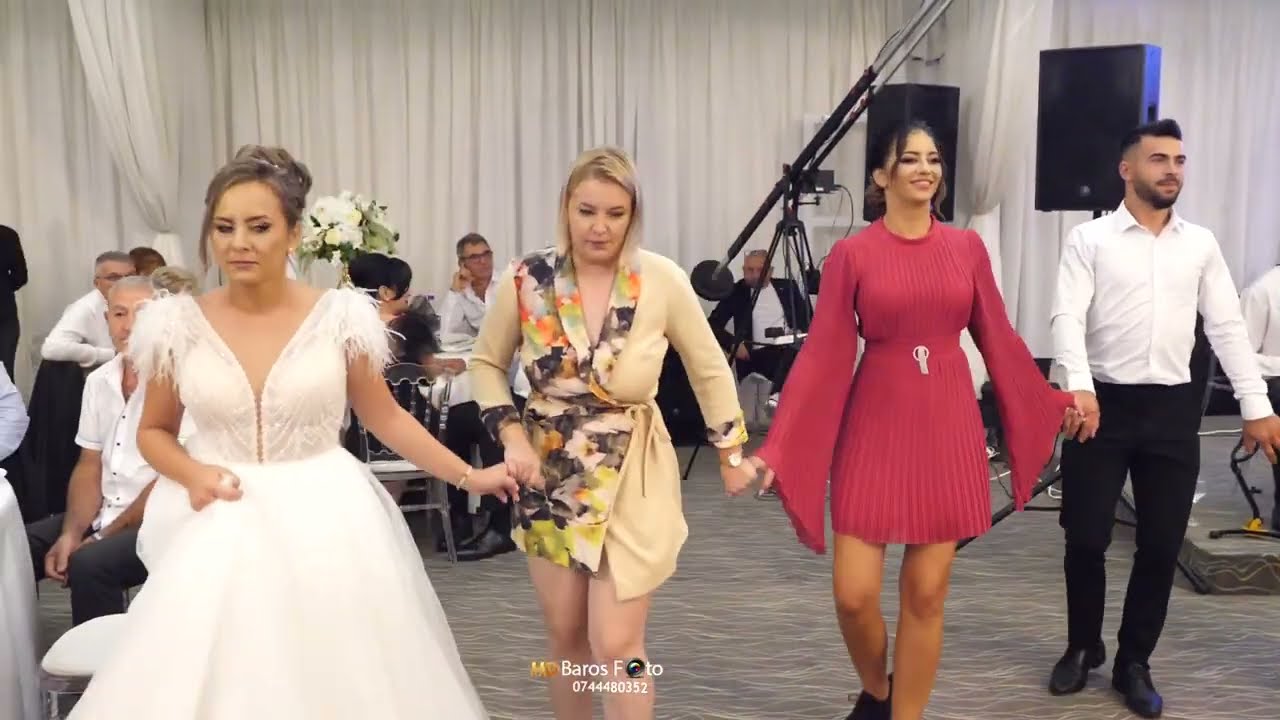 Vasilica de la Strehaia Nunta Raluca & Elvis