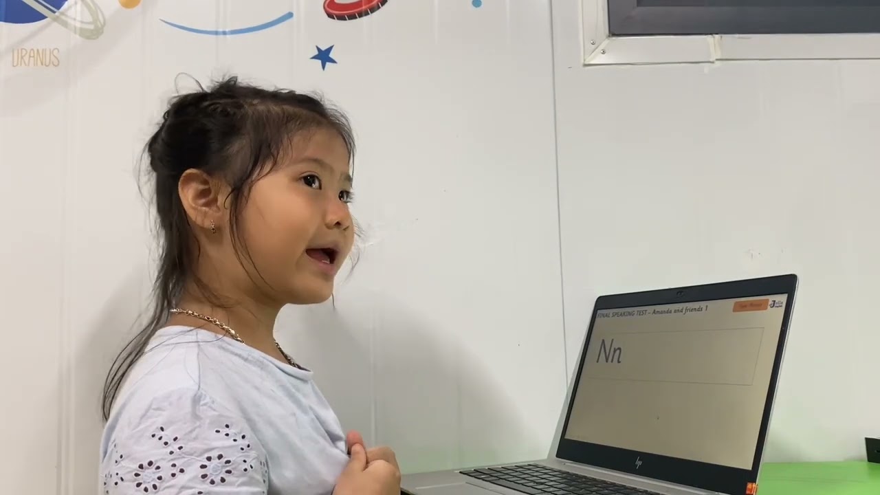 Final Speaking Test - JE2018 - Amanda and friends - Nguyễn Gia Ngọc