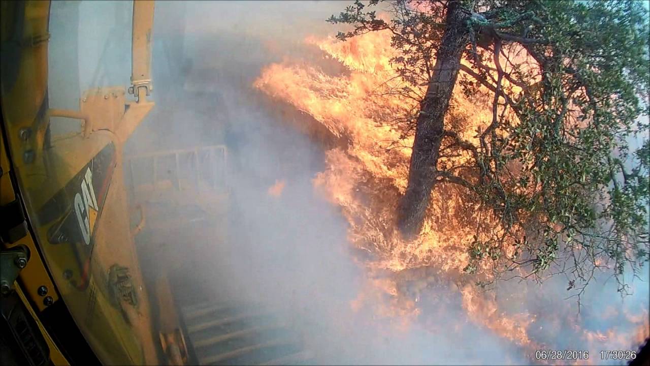 Rancho Fire 6 28 16 YT Sac Metro Fire Dozer 1