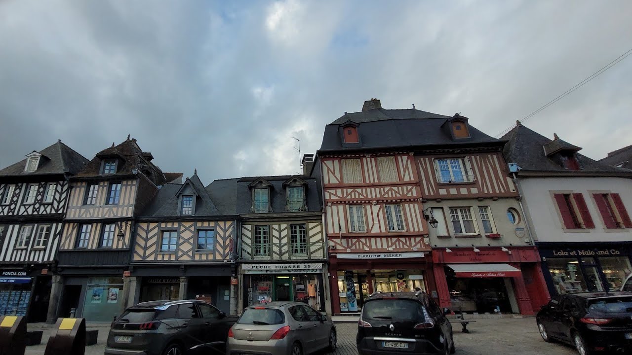la petite cité de caractère de dol de bretagne