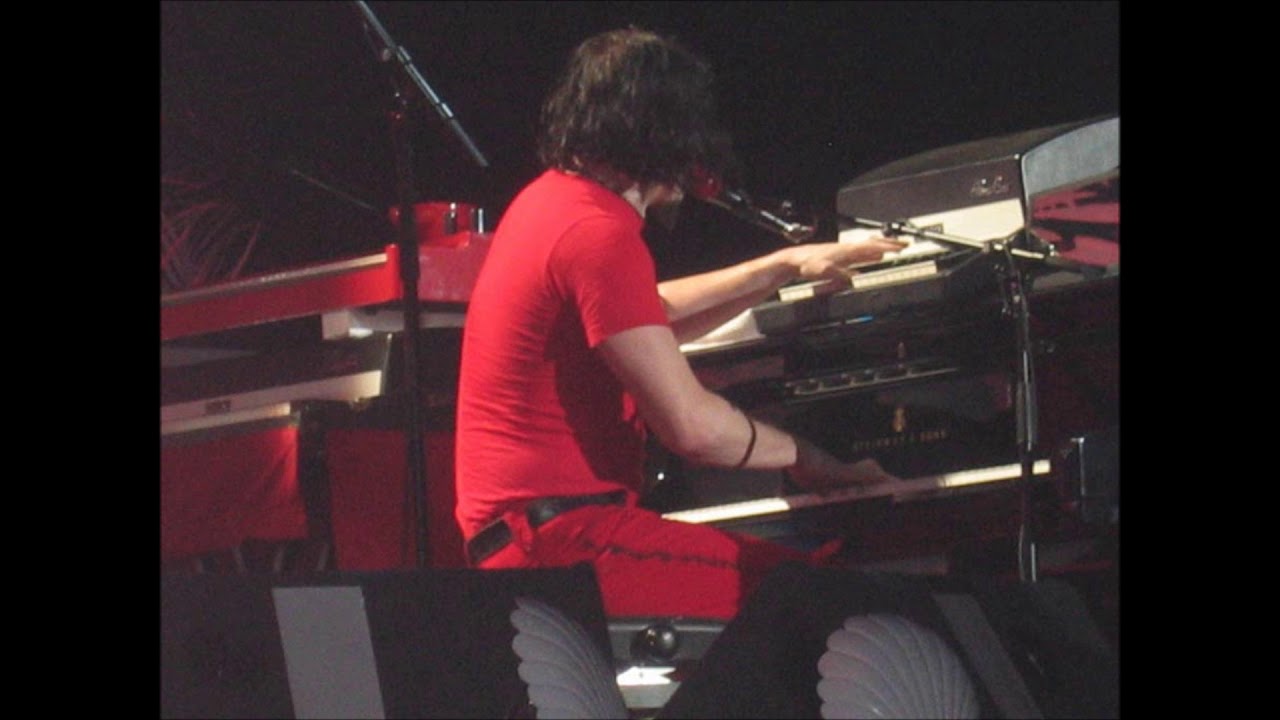 The White Stripes- White Moon Live