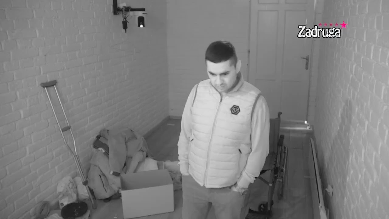Zadruga 5 -  Car raskrinkava Bebicu i njegovu finansijsku situaciju  - 17.04.2022.