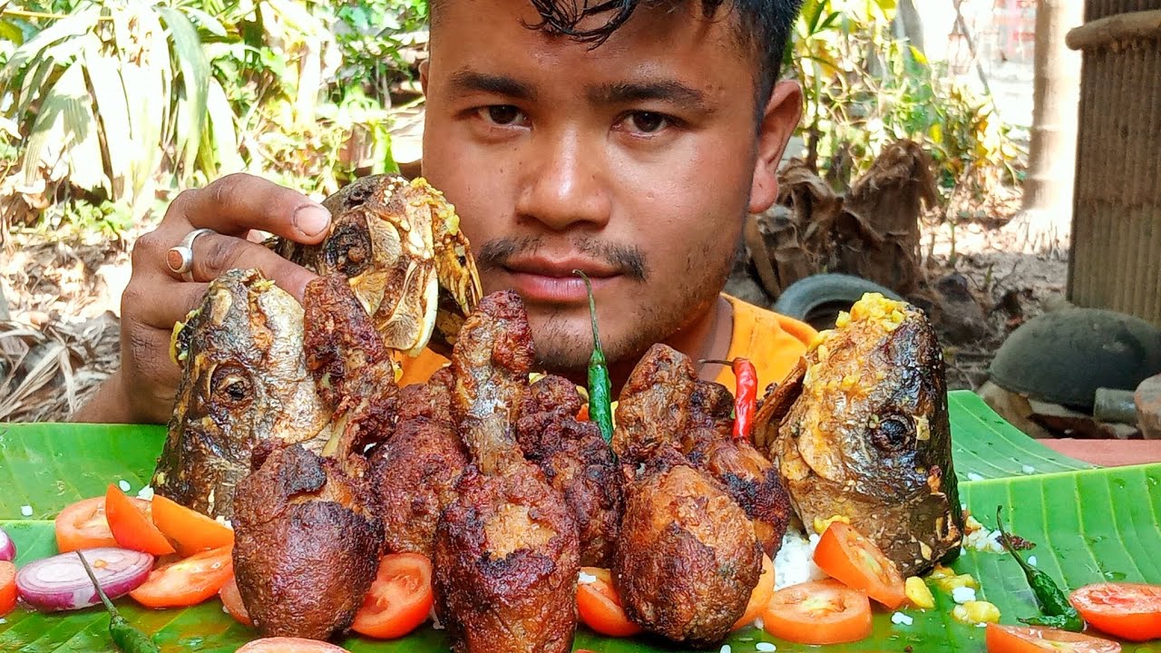 Chicken leg piece fry and fish head fry with rice