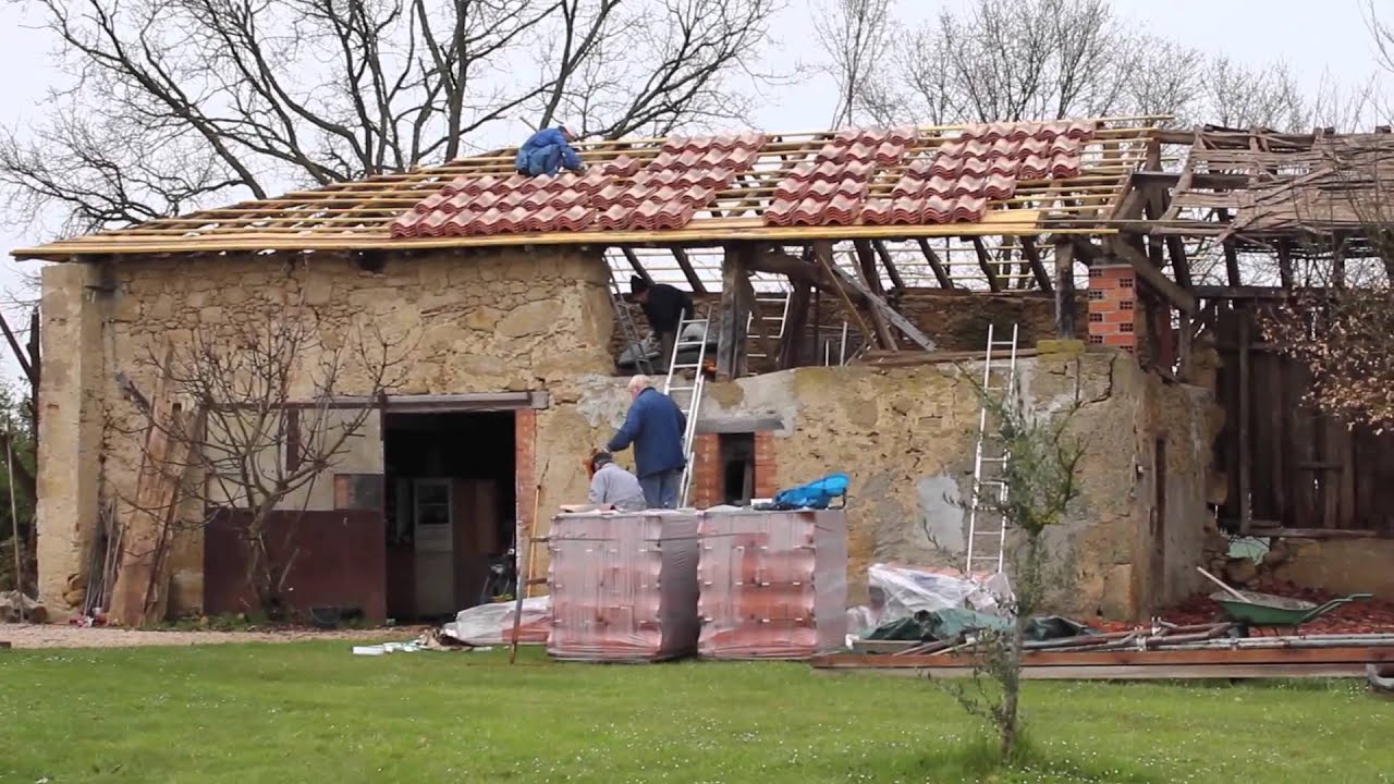 The Builder - Friendly Roof Renovation 2 + Demolition GoPro Clip