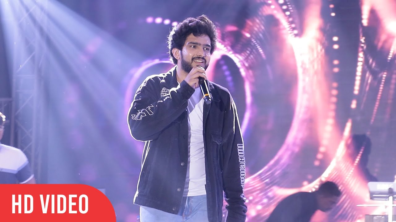 Amaal Mallik Live Performance At Mithibai College kshitij 2019