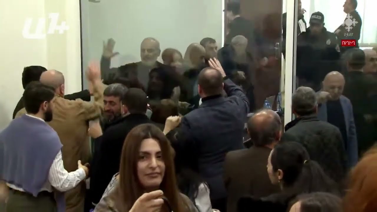 Բագրատ սրբազանի խափանման միջոց՝ կալանքը, երկարաձգվեց