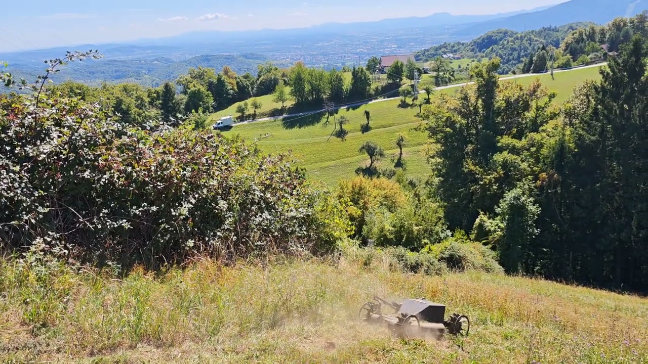 Grator Lowrider remote controlled mower for extreme slopes