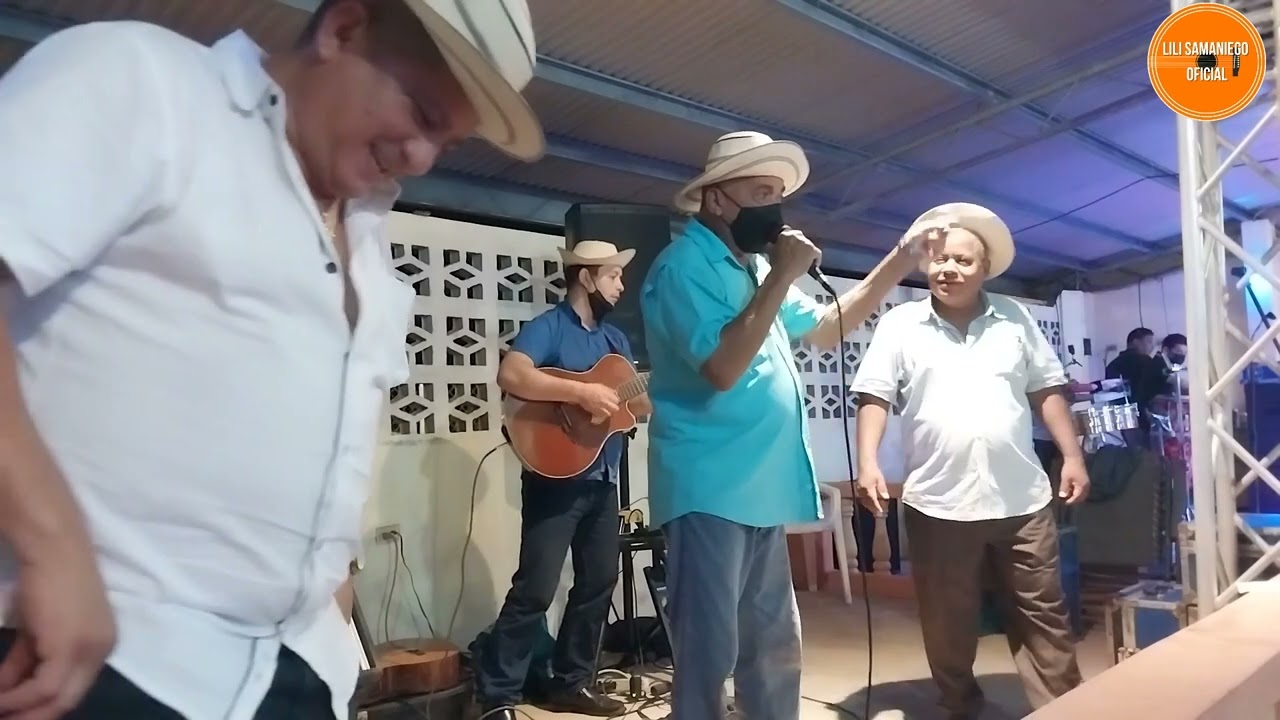 Armando Aizprúa, Toñito Vásquez y Lili Samaniego.  Seismaulina. Cantadera en San José de Ocú.