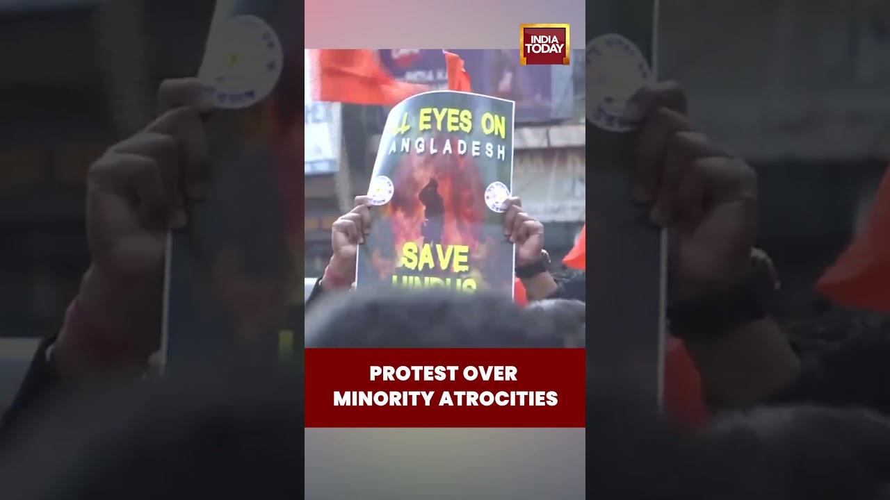 Hindu Jagran Manch, VHP Protest in #siliguri Over Alleged Atrocities on Minorities in #bangladesh