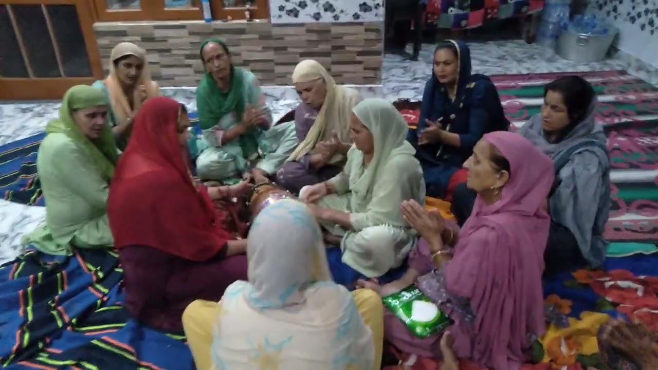 🌿🌿 नीमा होके देख ले बंदेया,निमेया नू रब मिलदे 🌿🌿राधे राधे जी🙏🏼🙏🏼❤️