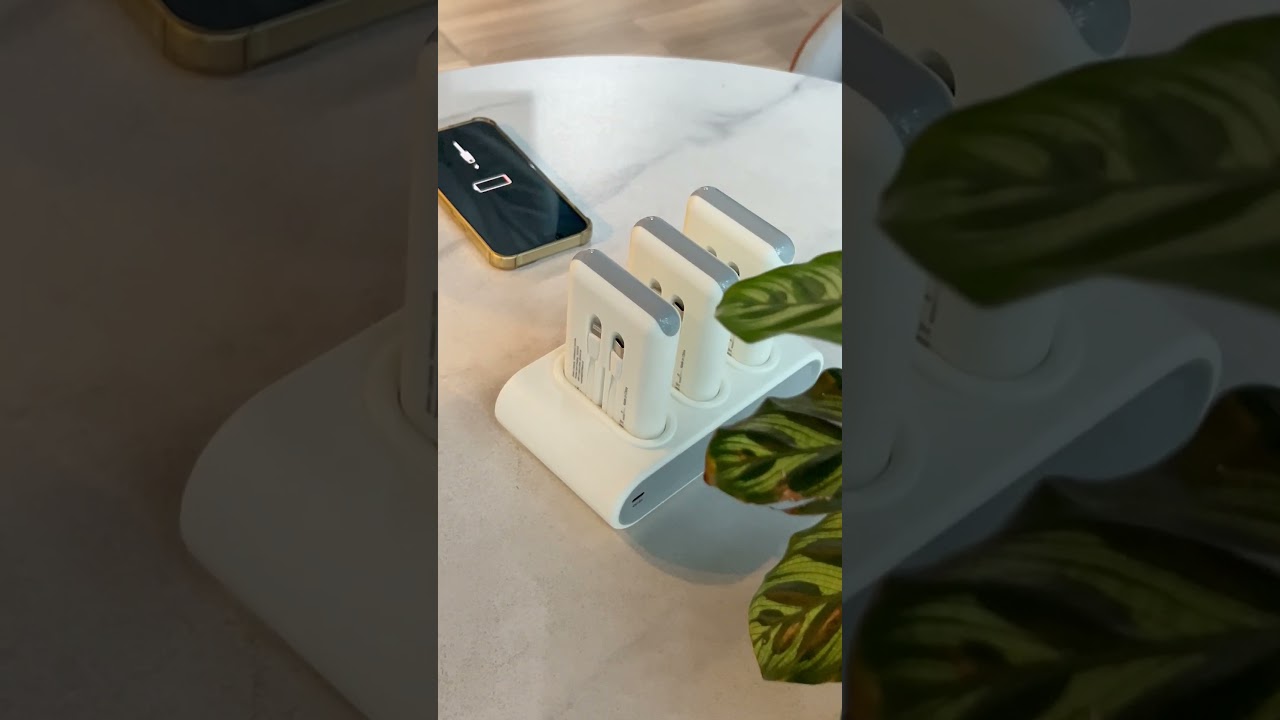 One share powerbank station can save three phones. 🔋➡✅#shorts