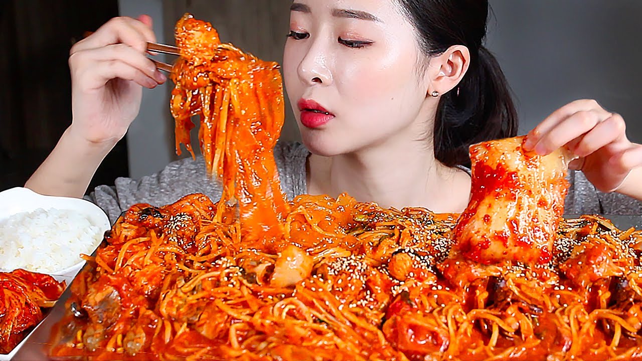 Тушеные морепродукты Рыба на пару ASMR Mukbang Eating Show