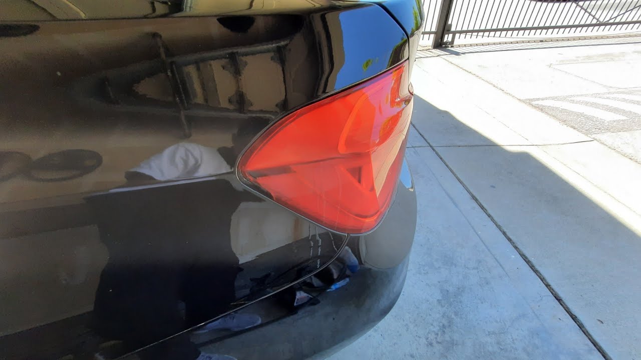 Cracked Taillight Replacement - 2016 F30 BMW