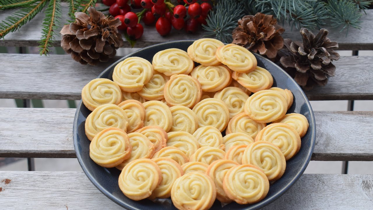 Mini Rose Butter Cookies | Easy Melt-in-Mouth Recipe