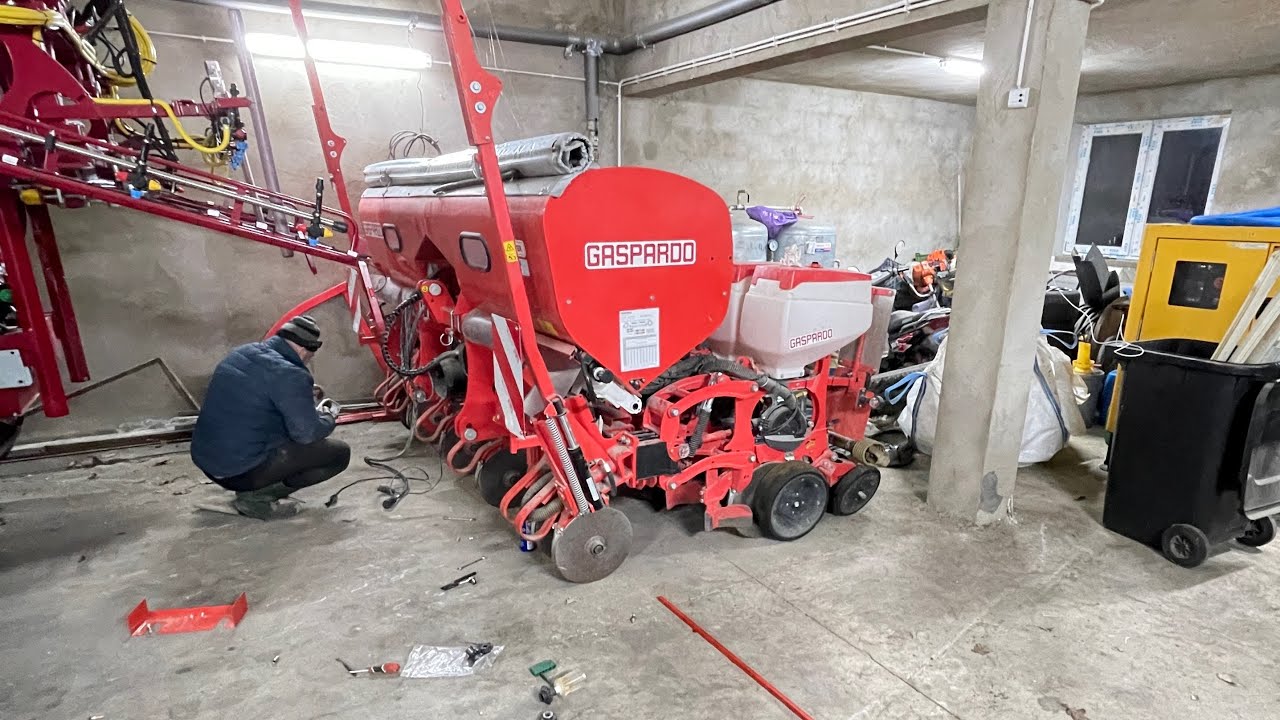 SIEWNIK GASPARDO PO 700 HEKTARACH - POPRAWKI PO FABRYCE W AGROMASZU - NOWY ROZRUSZNIK DO PROXIMY