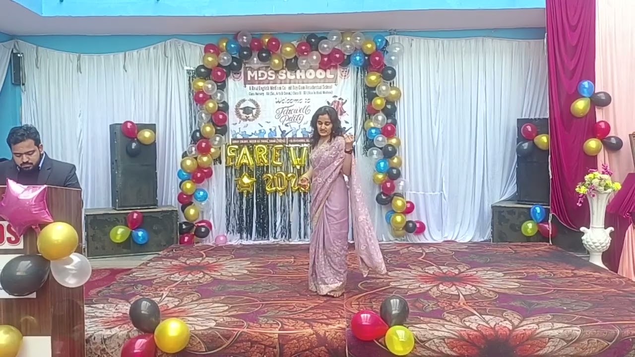 Saraswati Vandana by Dhurvi Class - XII in Farewell Party at MDS School - Neem Ka Thana