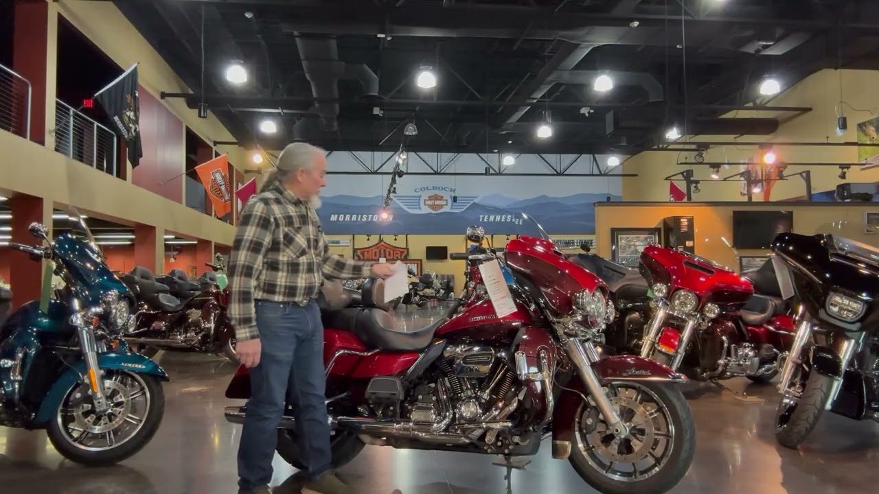 2018 FLHTK Colboch Bike of the Month