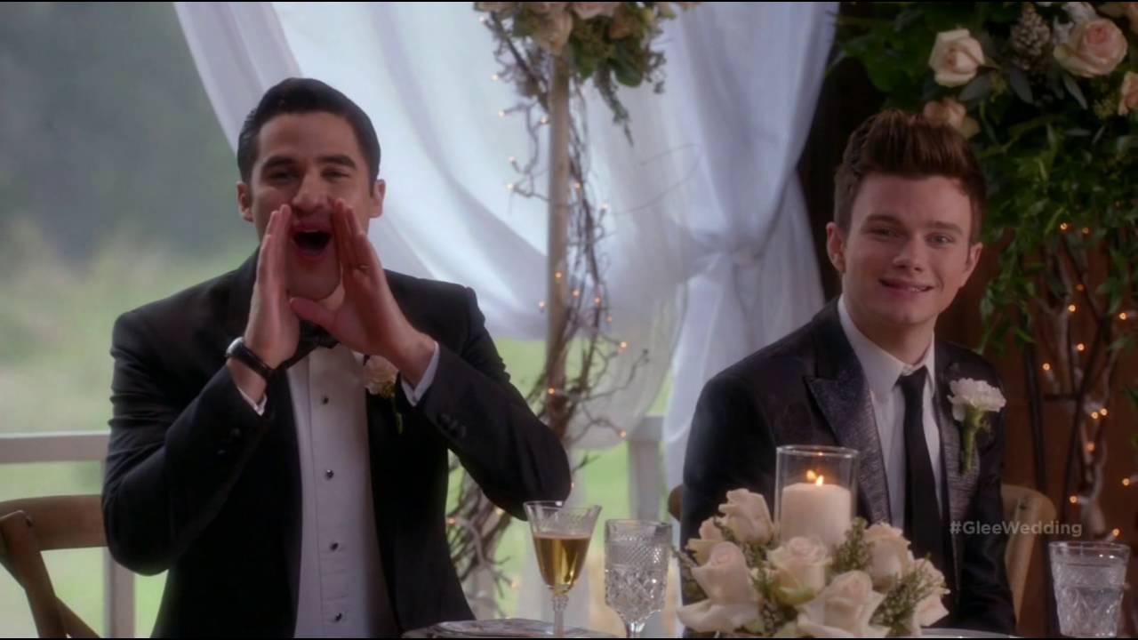 GLEE Full Performance of Hey Ya!