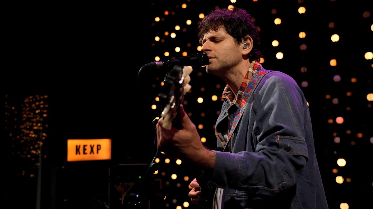 Lo Moon - Loveless (Live on KEXP)