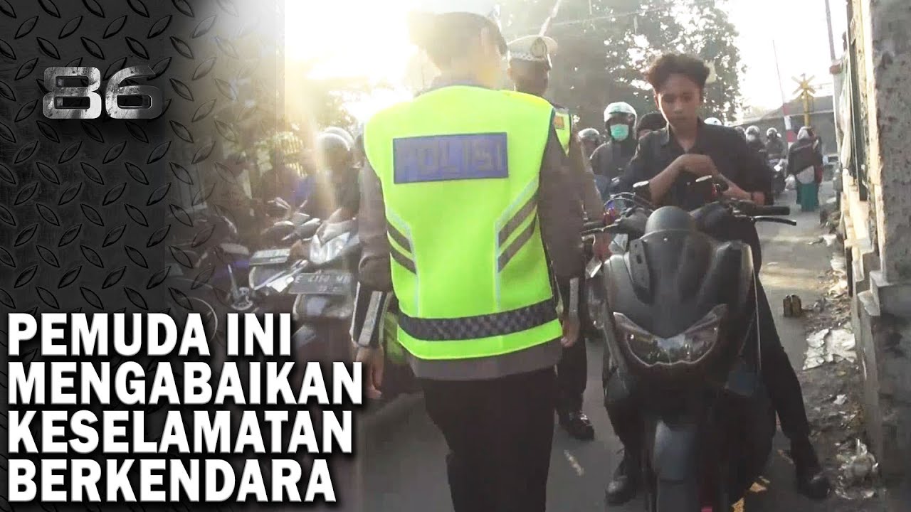 Pemuda Ini Nekat Mengabaikan Keselamatan Berkendara Di Jalan Raya Pasar Minggu - 86