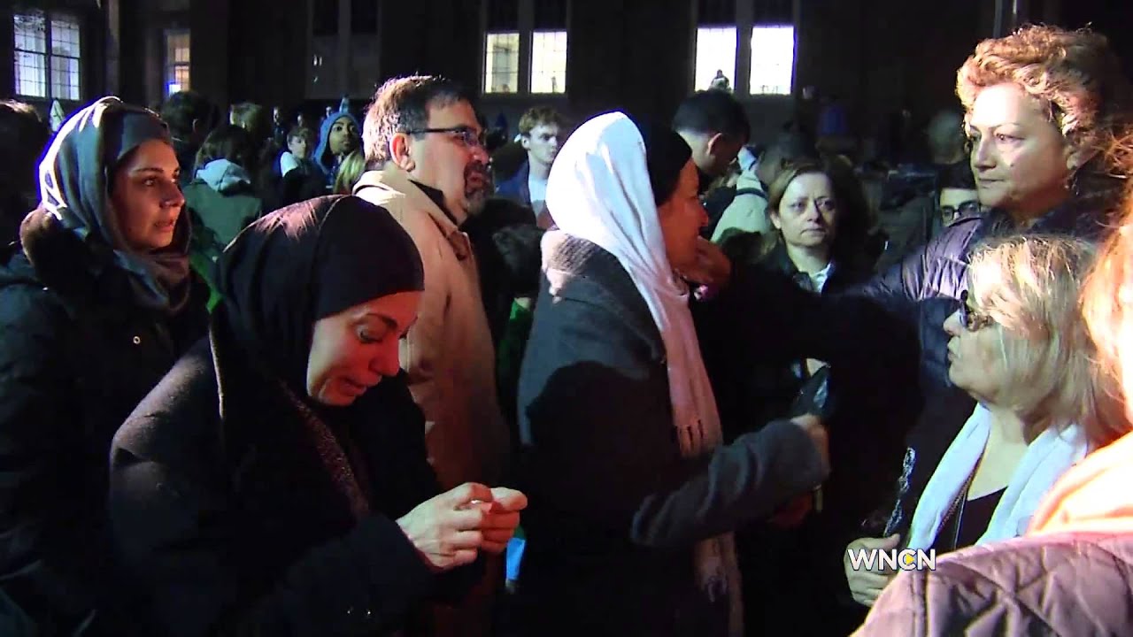 #ChapelHillShooting | UNC Hosts Vigil for Shooting Victims
