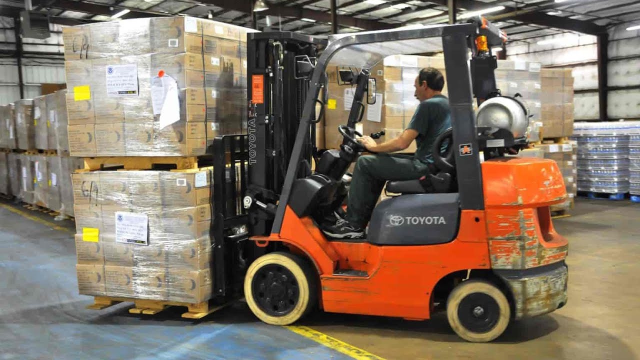 FORKLIFT TRAINING CENTRE ||