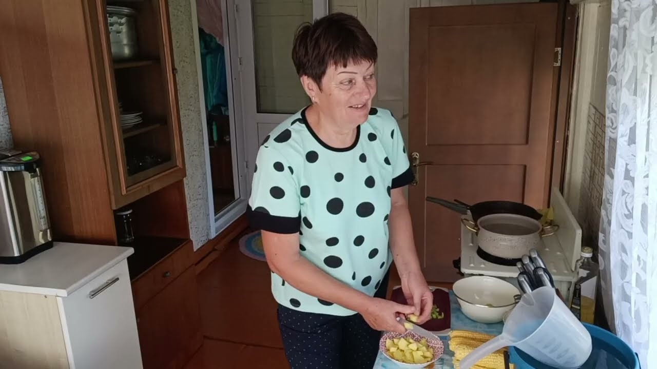 А говорили,что у меня руки не с того места растут🙆 Жизнь на пенсии в ДЕРЕВНЕ 🤗Копаю картошку/