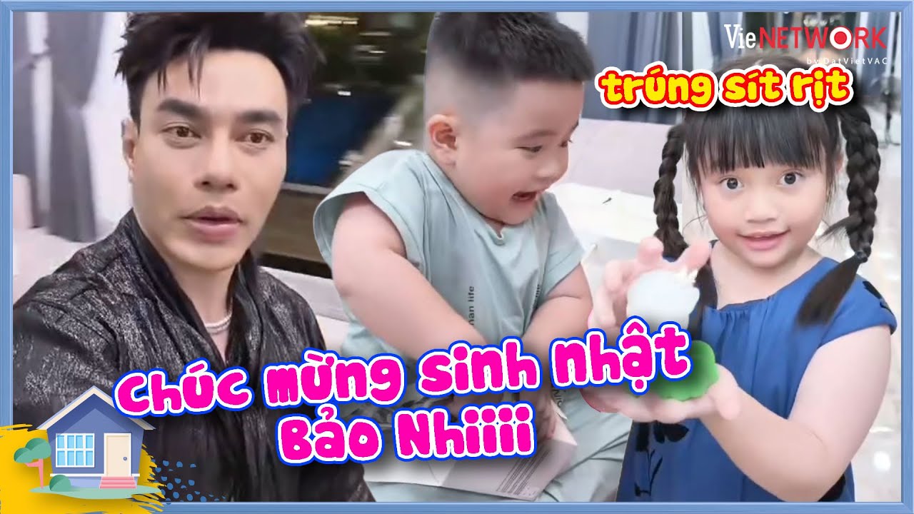Sinh nhật Bảo Nhi 3 chị em chia nhau 