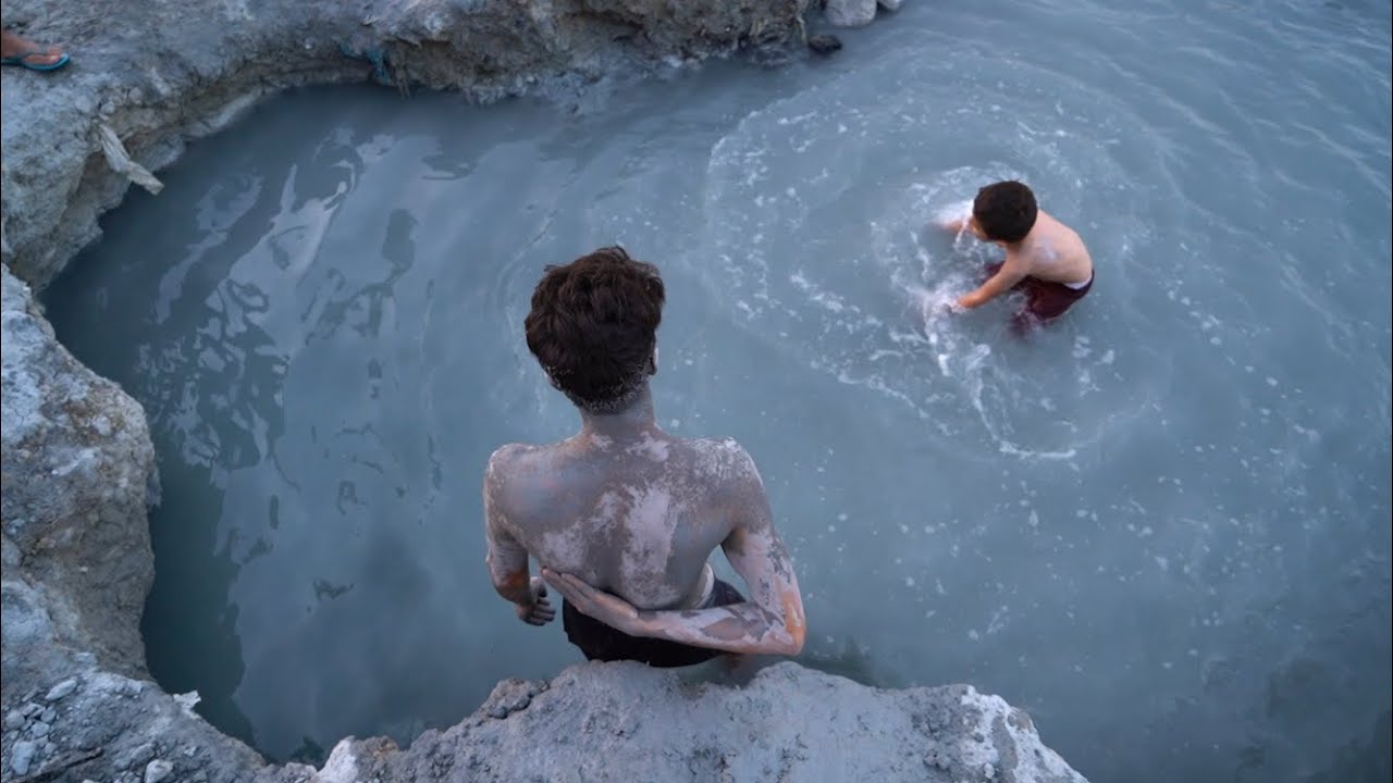 A sulfur water spring in the city of Mosul | نبع ماء كبریتي في مدینة الموصل