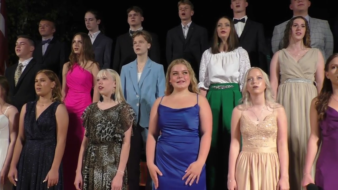 Madlienas  vidusskolas 9 klases izlaidums 2023