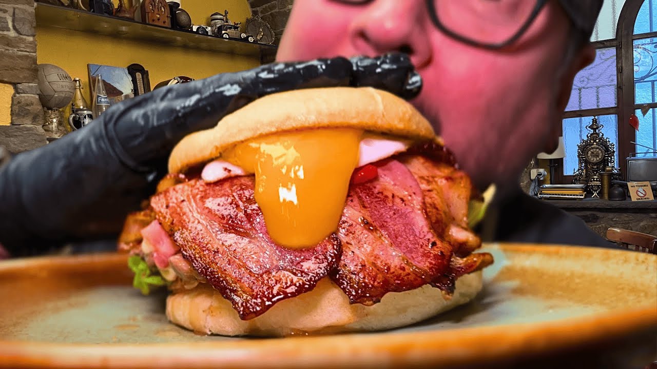 TIPICO CHIVITO URUGUAYO CON HUEVO DE PATO. 🥚
