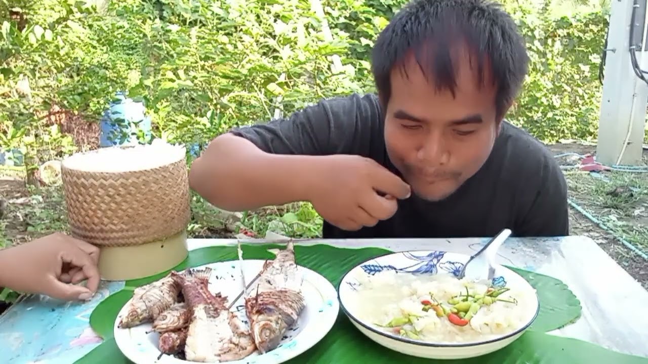 ปิ้งปลากินกับส้มผักเข้ากันคักพี่น้อง