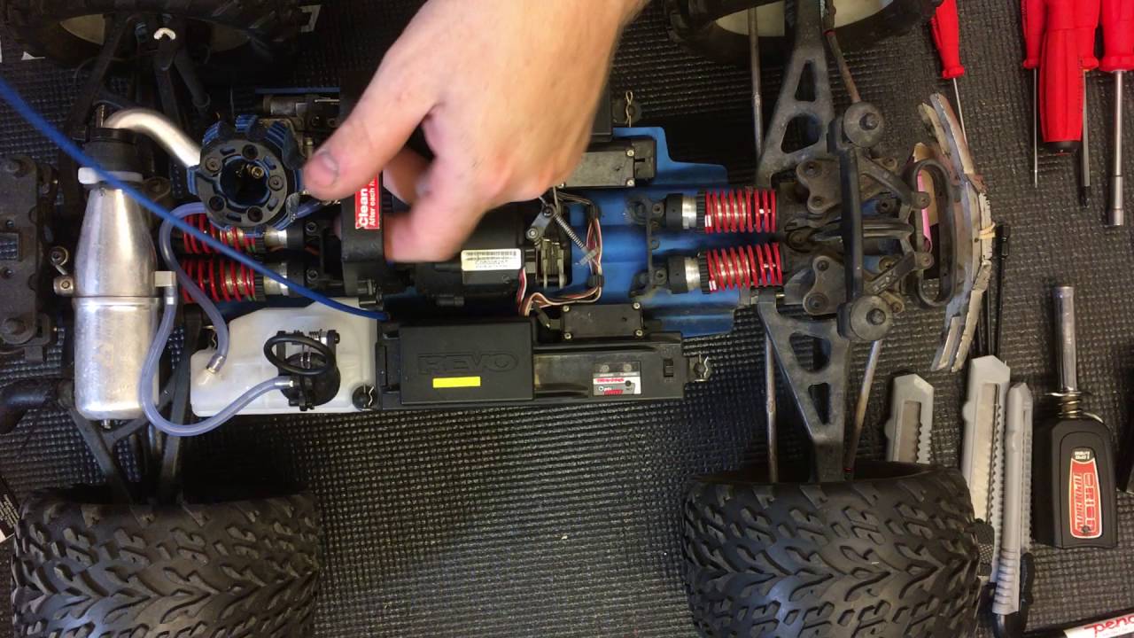 Nørderi omkring nitro motor: skift at plejlstang - Morfars.dk