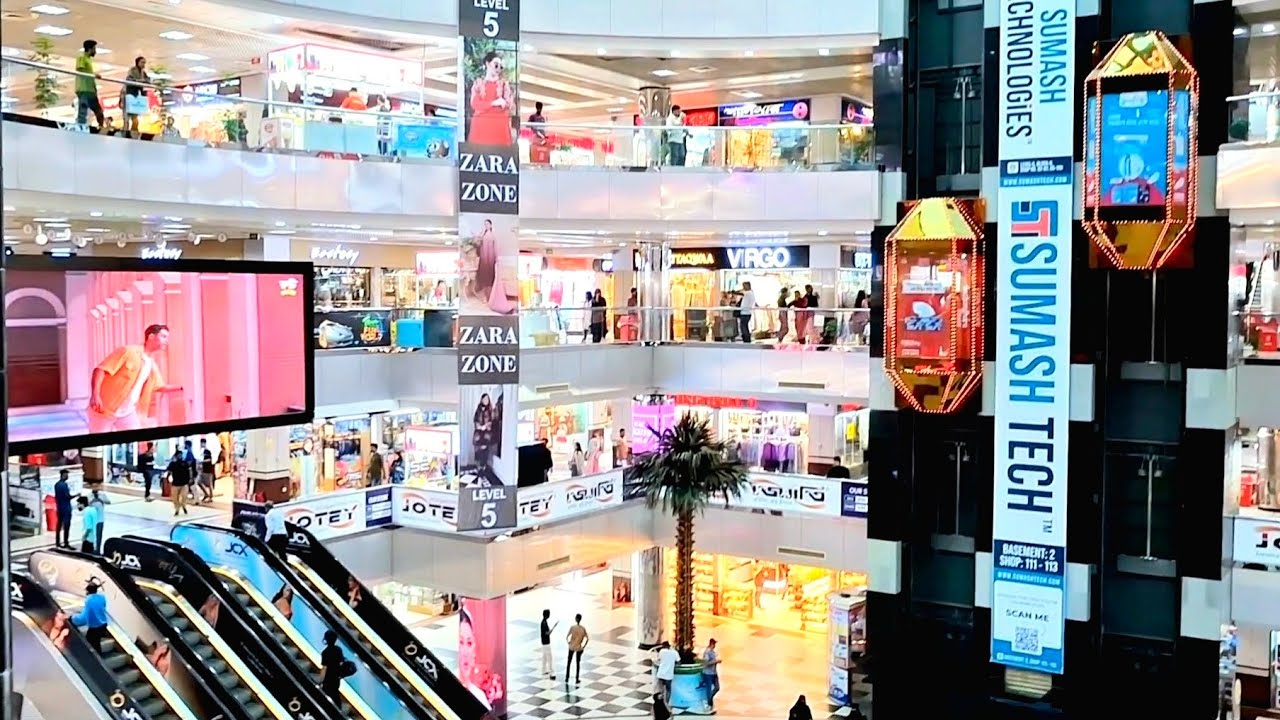 বসুন্ধরা সিটি শপিং কমপ্লেক্স। 